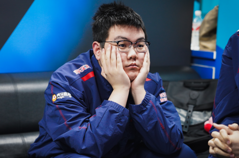 熊猫体育- 任豪发表废水言论